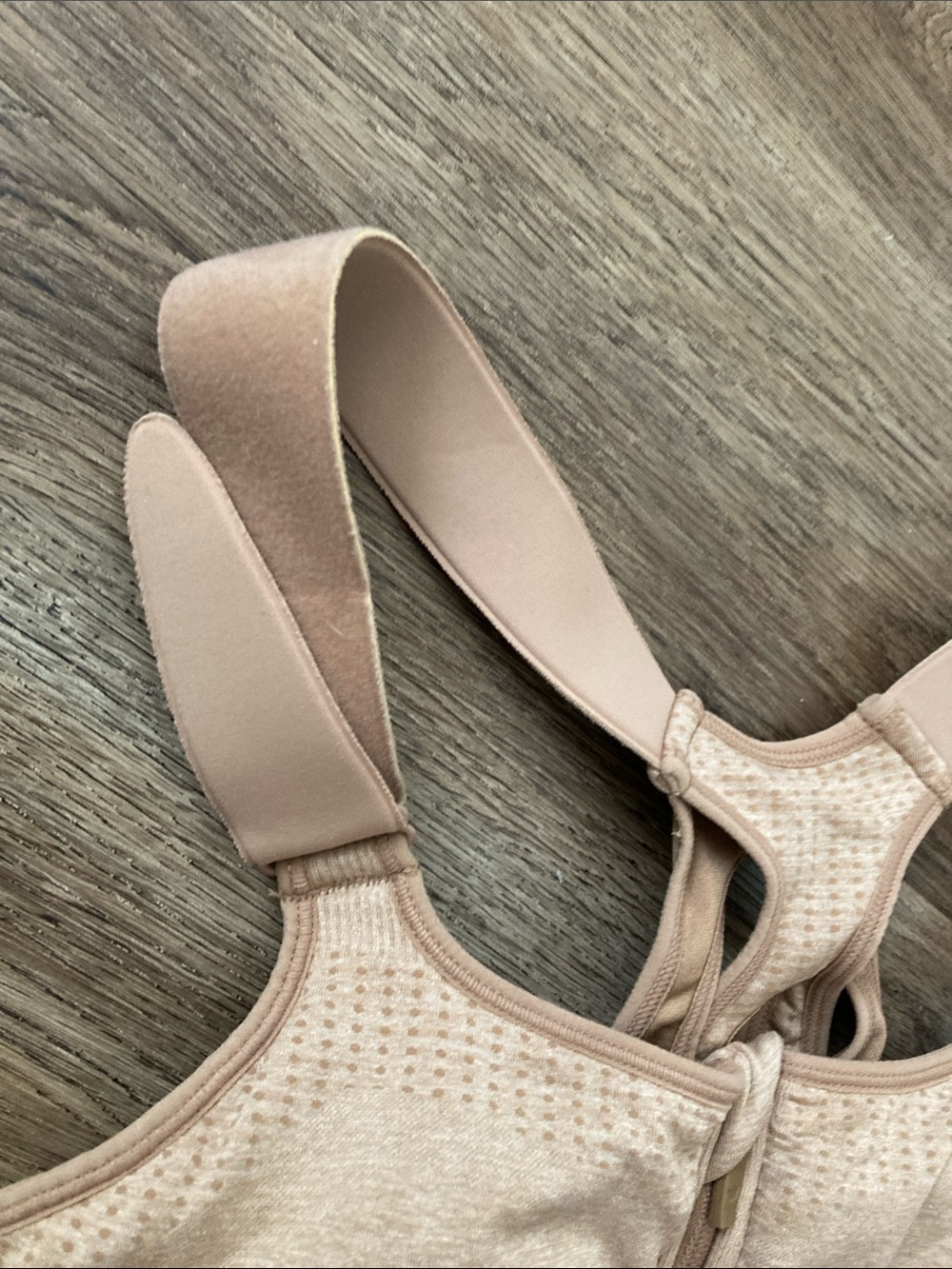 Shefit Beige Front-Zip Seamless Sports Bra Sz XL - Picture 6 of 6